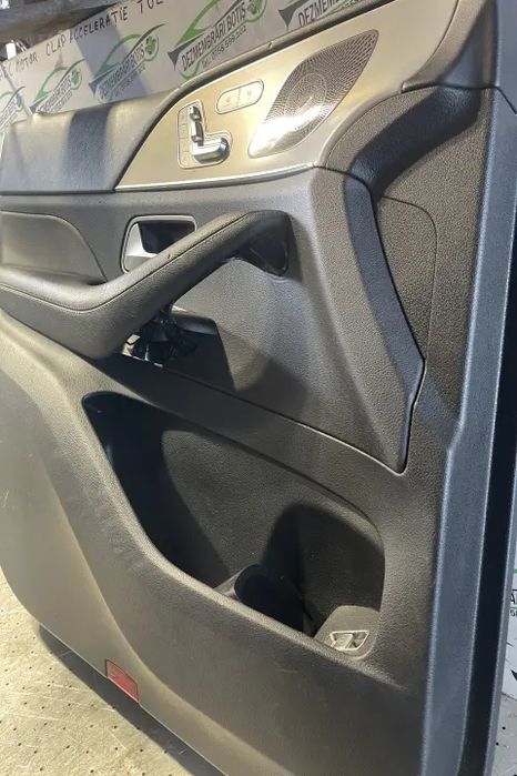 Fata / Tapiterie usa fata stanga Mercedes-Benz GLE 2020