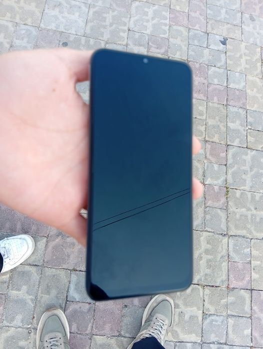 Продам Samsung a13 64/6