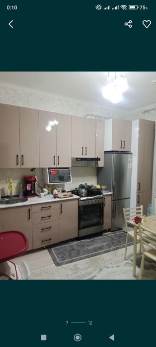 Новостройка квартира 3 хонали 83 КВ.метр срочно сотилади