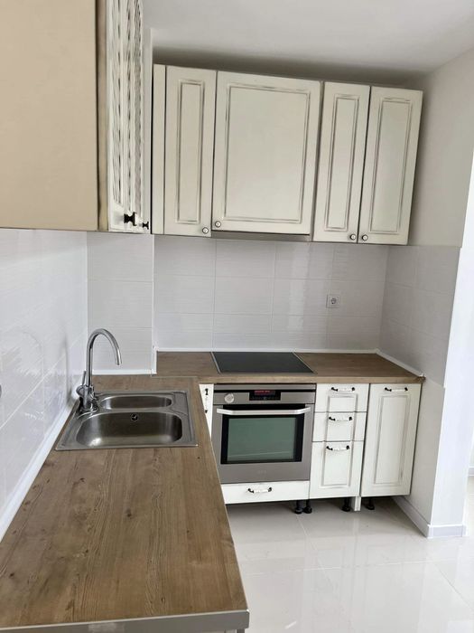 Дава се под наем Тристаен апартамент в Варна, Морска градина - 70 кв.м за 650 € - Снимка #19