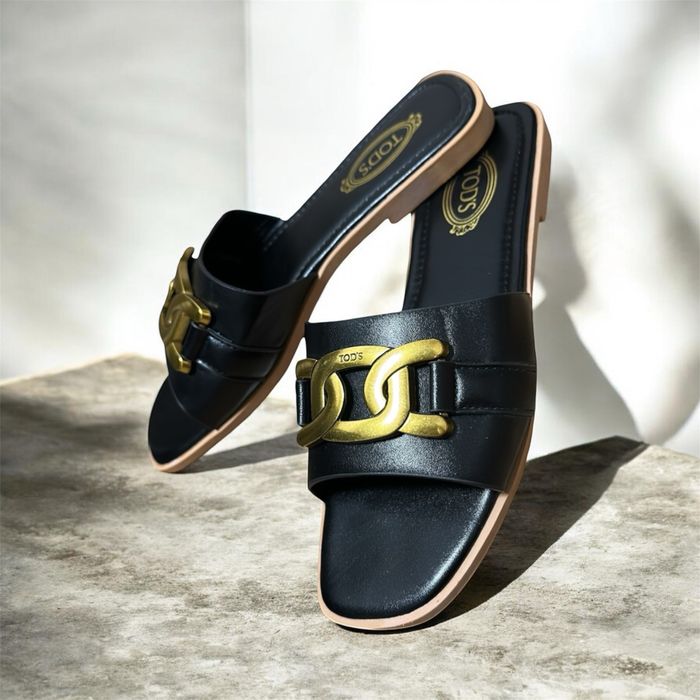 Tod’s тапочка новая, кожаная