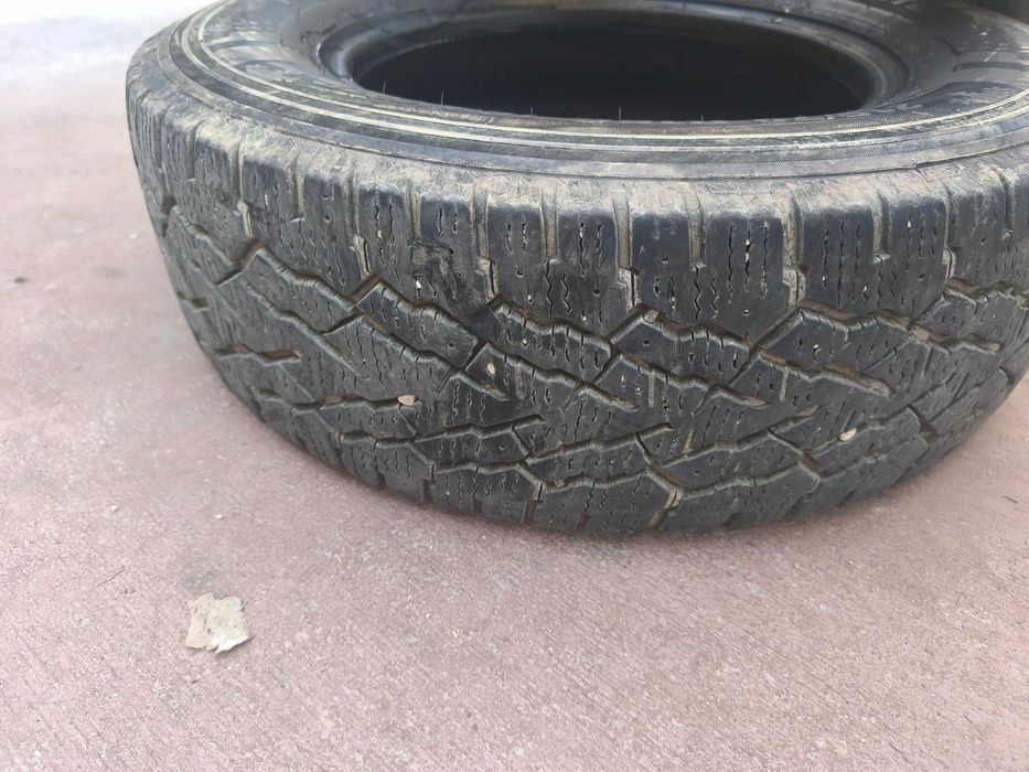 Зимни гуми -215/70R15C