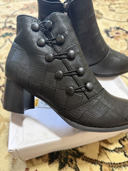 Продам обувь осений весений