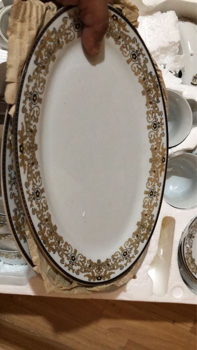 Продам  сервиз ! Новая!