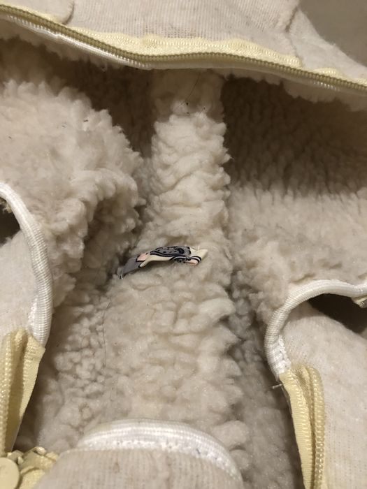 Продам детские вещи