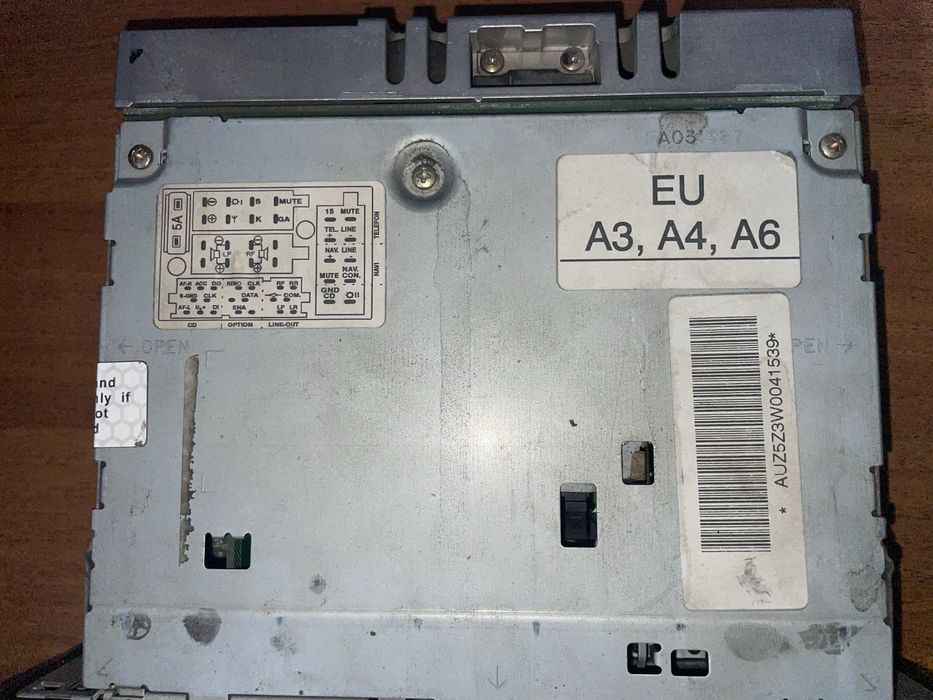 Продам автомагнитолу Audi Concert