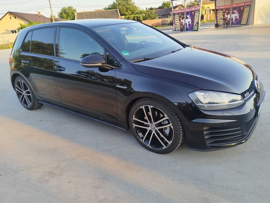 VOLKSWAGEN Golf 2014 — imagine 3