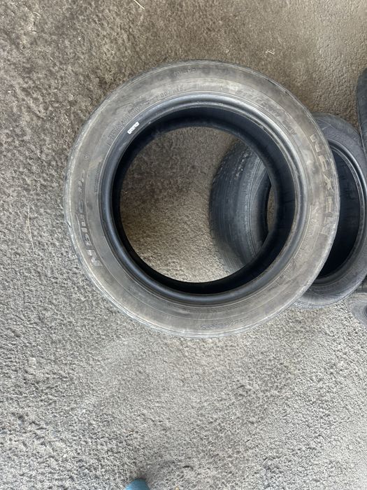Шины 215/55 R17 94V 2шт