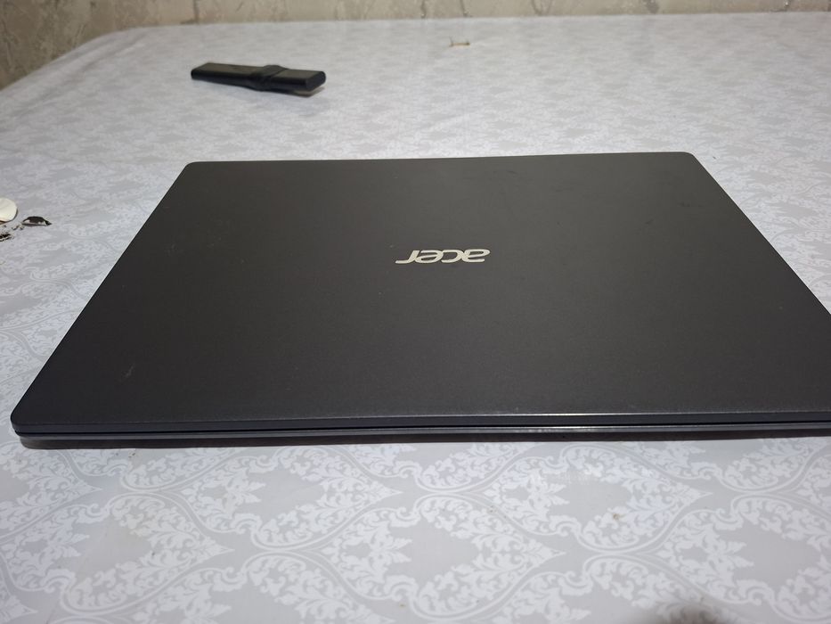 Продам ноутбук aser