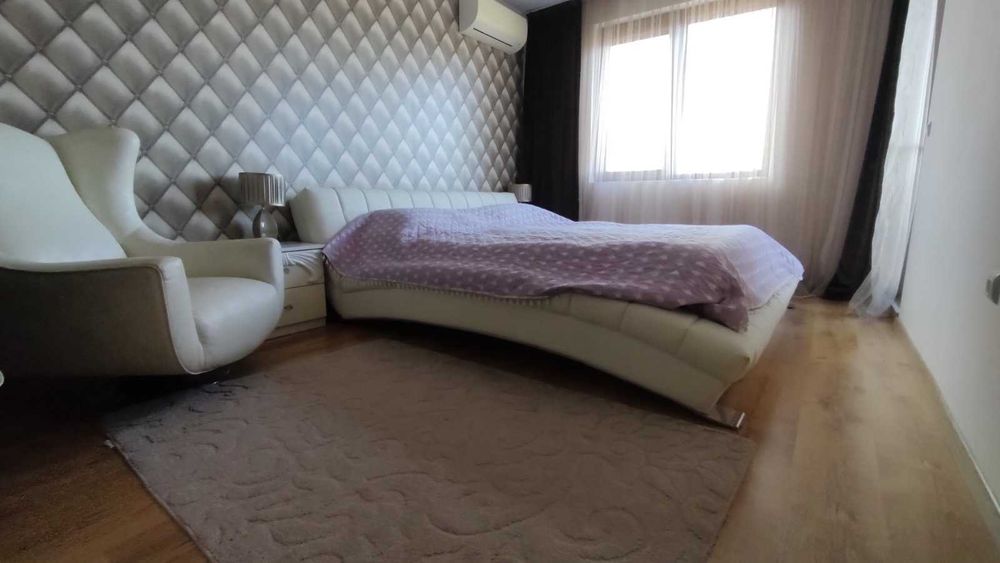 Дава се под наем Тристаен апартамент в с. Шкорпиловци, Област Варна - 118 кв.м за 135000 € - Снимка #6