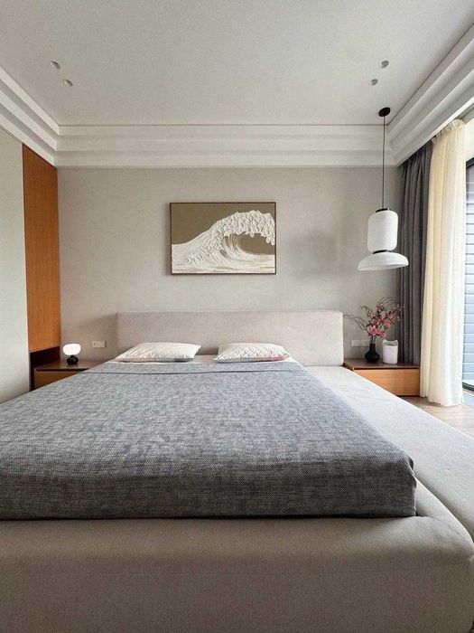 Аренда Сдается новая квартира в центре города!