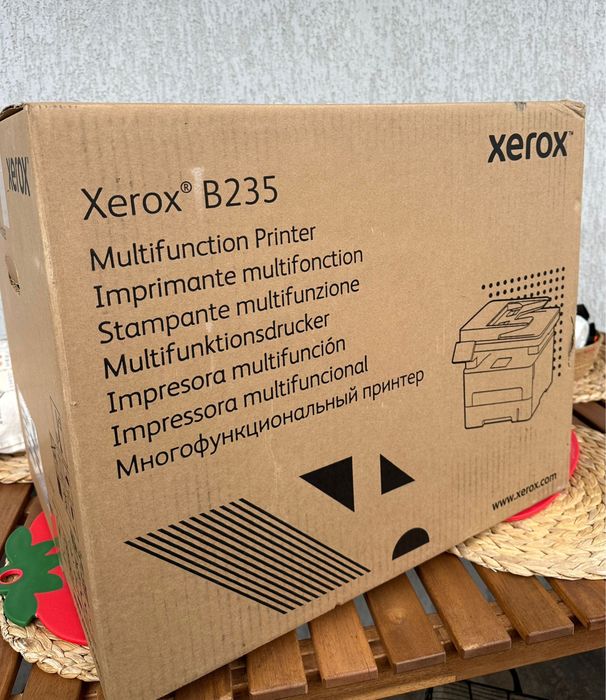Imprimanta multifunctionala B235