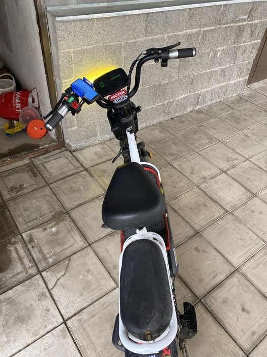 продам скутер сроч