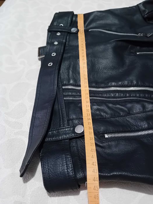 Кожено яке с колан