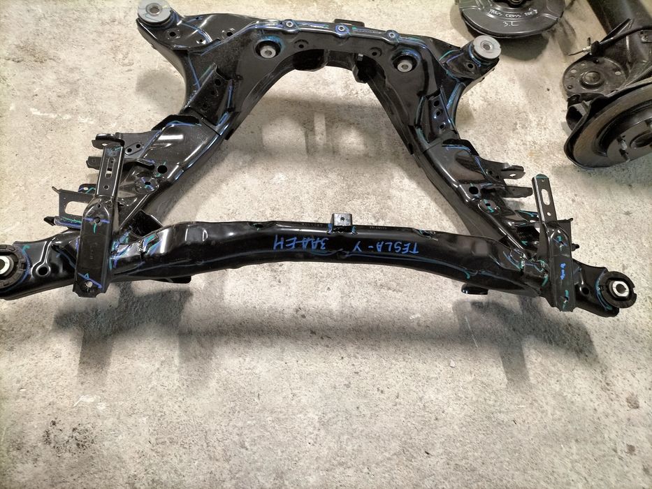 Заден мост Tesla Model Y / Тесла У 2024г.