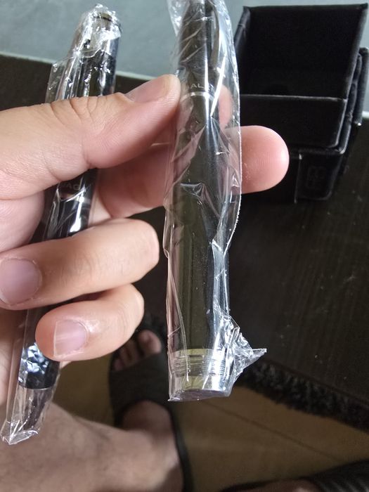 Balenciaga x Astrazeneca set 2 pixuri