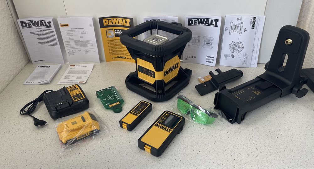 DeWALT DCE079D1G-QW 18V.  Nivela Laser Profesional Rotativ,  360° Grade, Laser Verde. (Raza : 600m.) Original Nou !