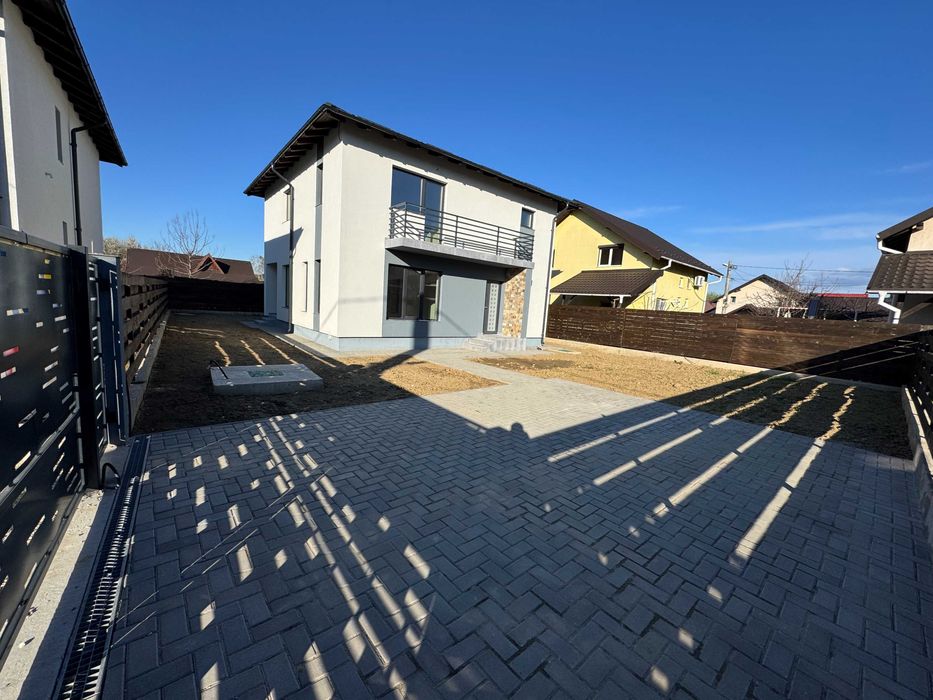 Case noi-individuale in complex nou-zona Pasarela Stefanesti