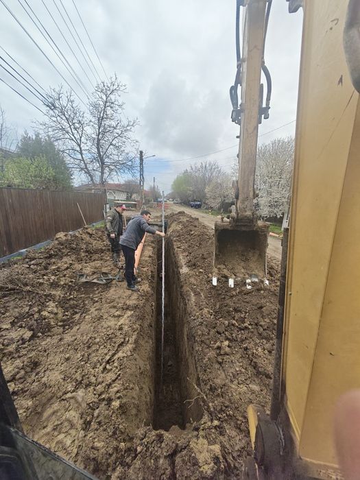 Miniexcavator de închiriat!