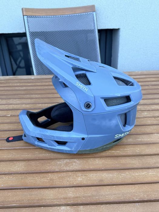 Каска SMITH MAINLINE MIPS matte stone Mразмер