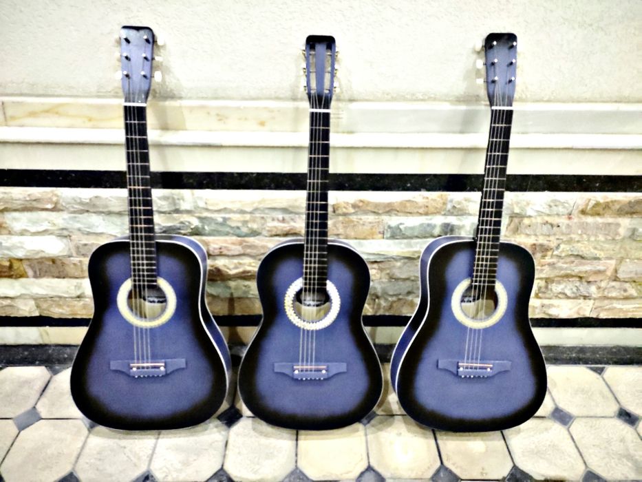 " Faqat 3 Kun " Optom  Narxda  Gitara   + Dastavka bor 40 41 razmer
