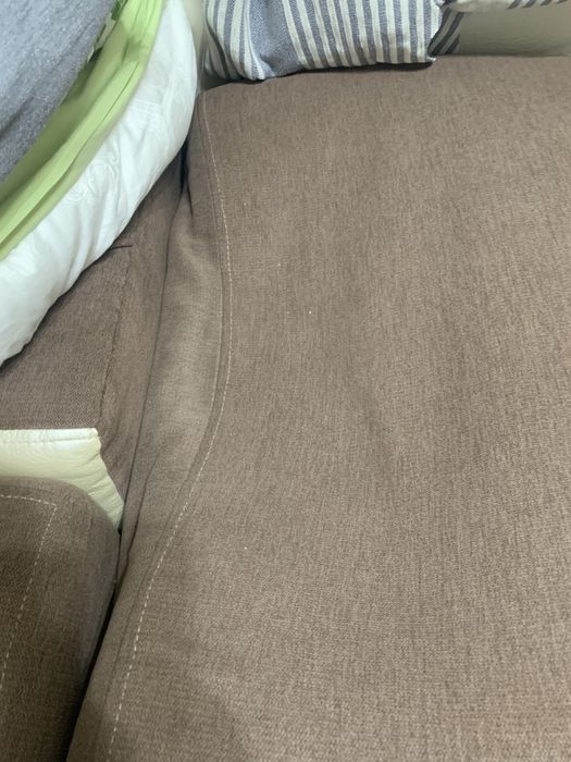 Отдам диван угловой