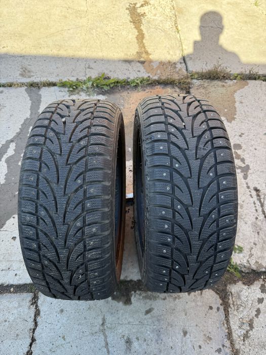 Продам резину 215 /55 /17