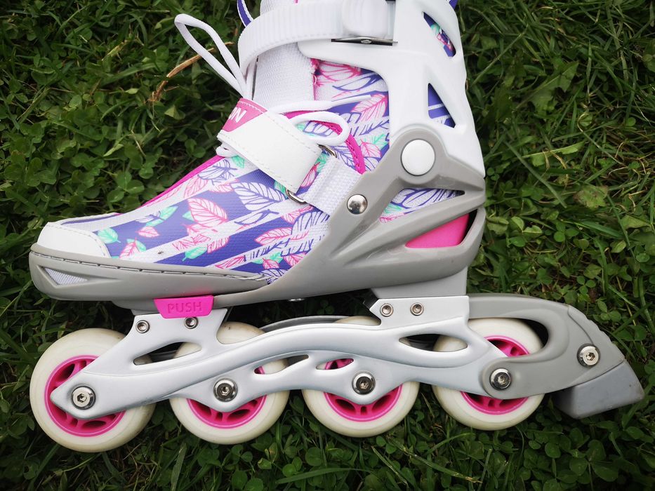 Коньки роликовые