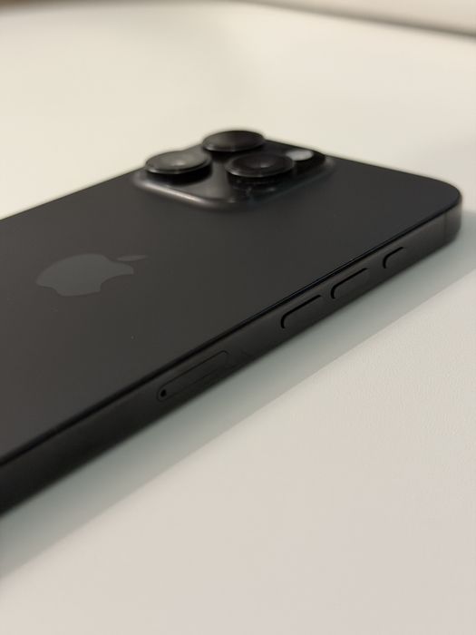 Iphone 16 pro max Black Titanium 1 Tb