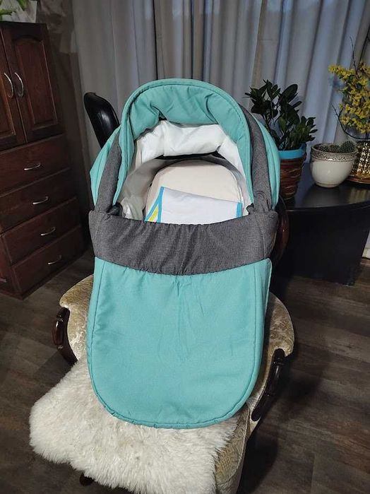 Чудесна комбинирана детска количка 3 в 1