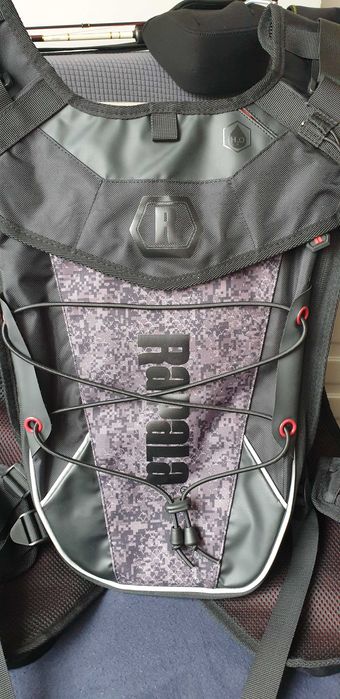 ЕЛЕК-Rapala Urban Vest Pack.