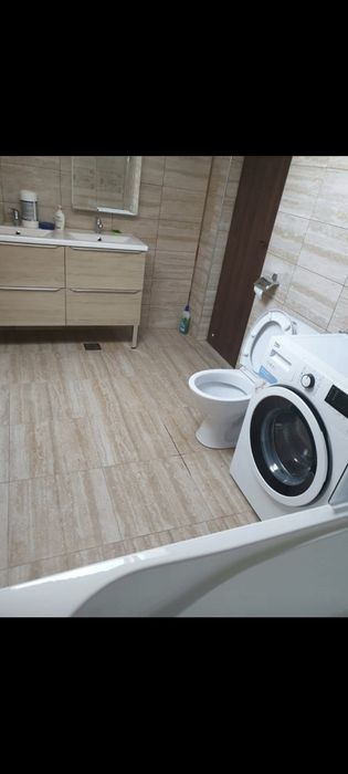 Inchiriez în regim hotelier pretabil Clinica  Amethyst