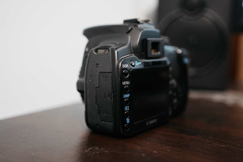 Canon 400D + Sigma 17-70MM F/2.8-4.5 DC MACRO