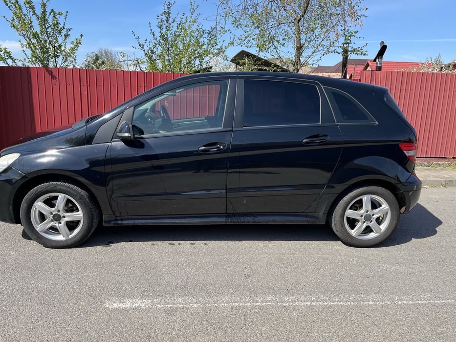 Mercedes B class