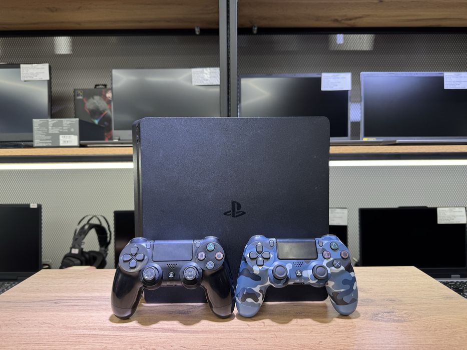 Sony PlayStation 4 Slim, 1 TB, 2 джойстика,12.02 версия,с играми,1480/