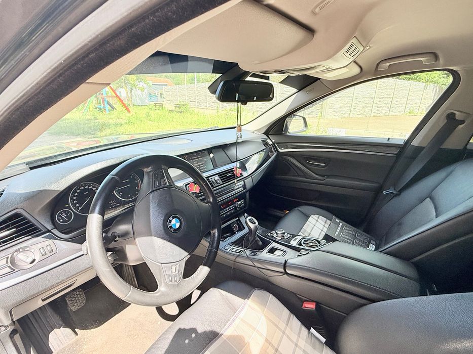 BMW F10 520d Manual