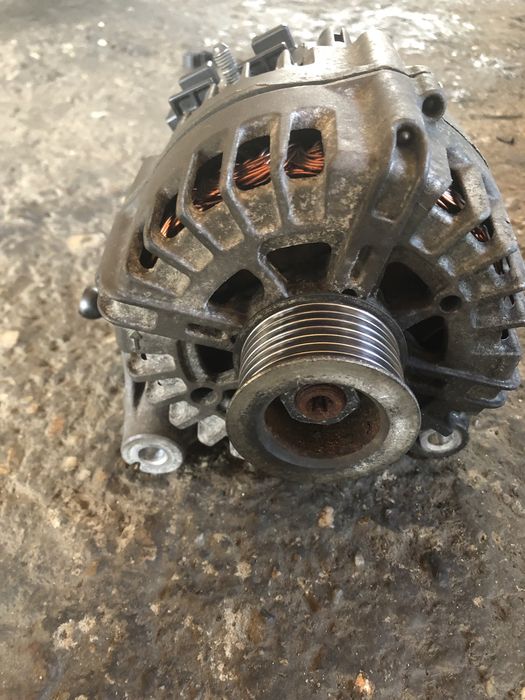 Alternator  bmw f01 seria 5 seria 7 motor 3.0x5 x6 n57d30
