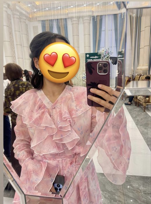 Шикарные  платьяя