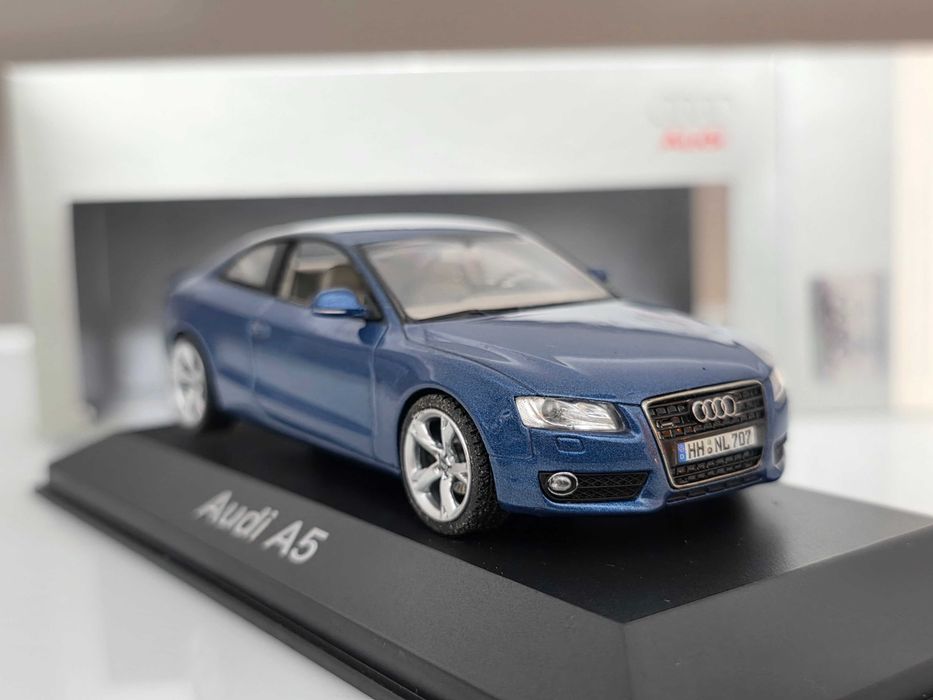 Macheta Auto 1/43 Schuco Dealer Edition Audi A5 3.2 Quattro