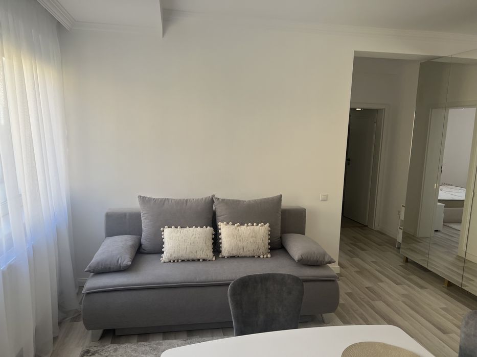 Persoana fizica inchiriez apartament in Floresti