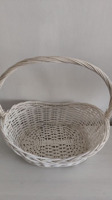 Корзина подарочная плетеная