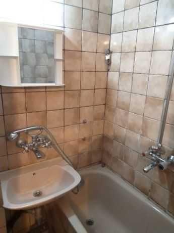 Дава се под наем Двустаен апартамент в Бургас, Славейков - 42 кв.м за 150 € - Снимка #3