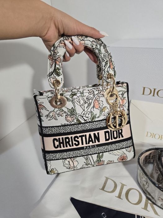 Дамска чанта Christian Dior Lady Dior