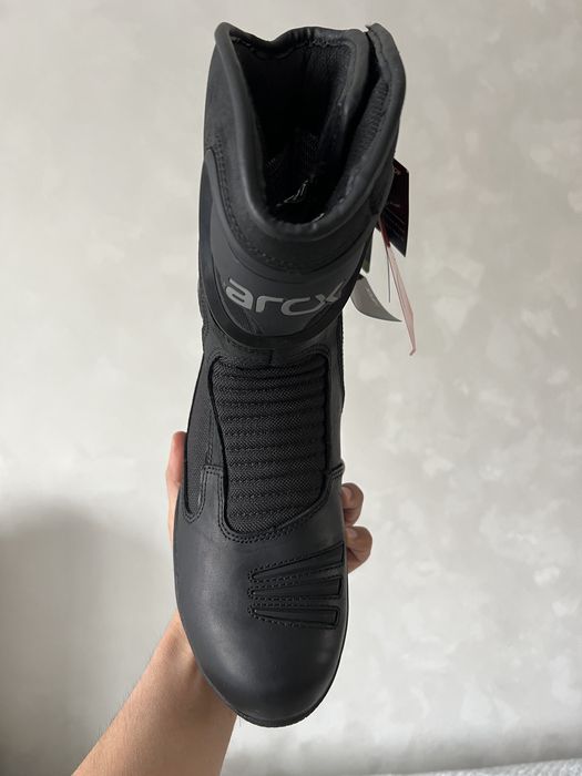 Мотоботы размер 40. Новые с этикеткой