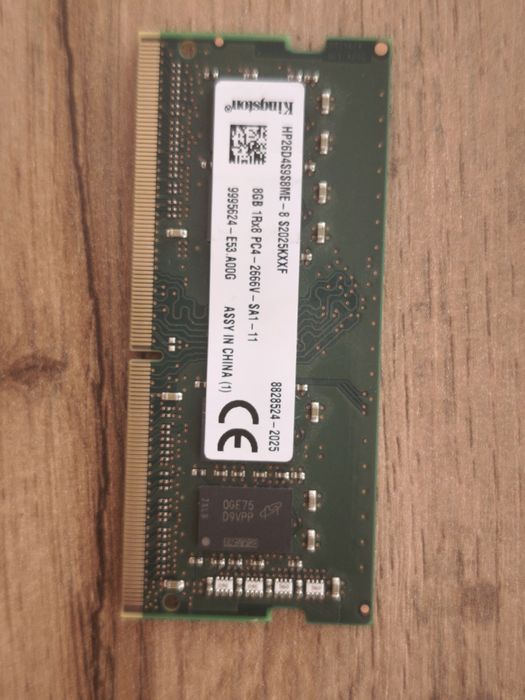 Продам оперативную память Kingston DDR4 на 8 гб