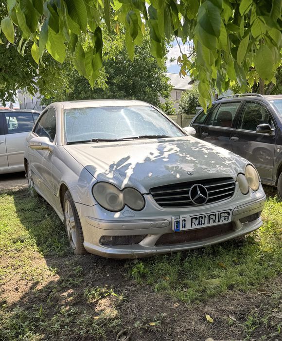 MERCEDES-BENZ CLK-Class 2004