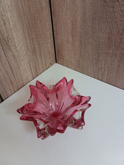 Продам вазочку .