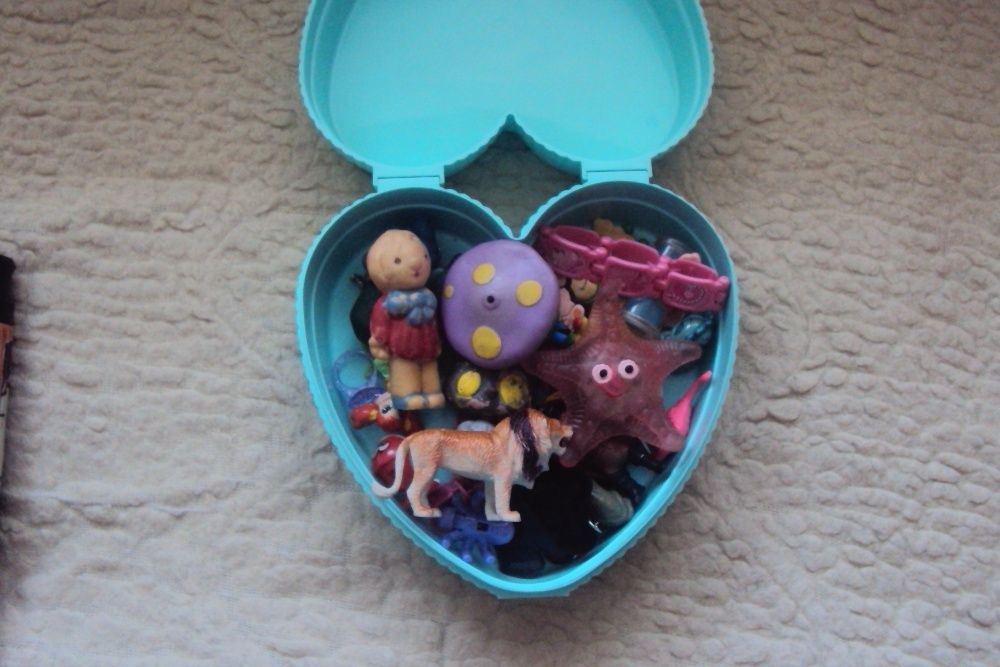 Игрушки из киндеров и не только. Все по 100тг