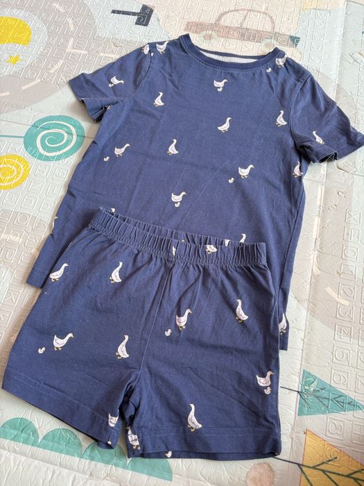 Дрехи за момче Размер 98см и 104см - Обувки 24, 25, 27