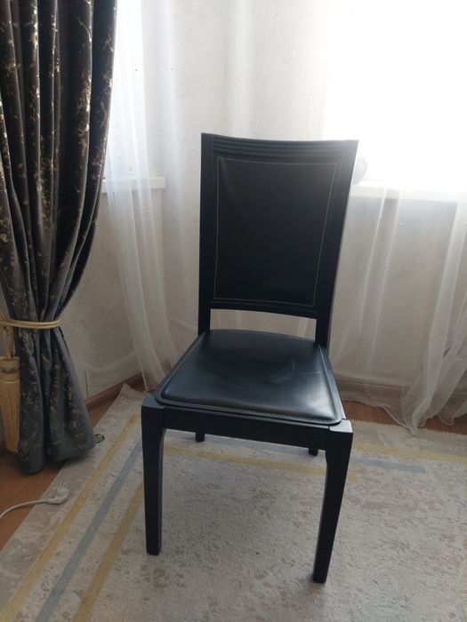 Стулья состояниесі өте жақсы